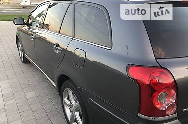 Универсал Toyota Avensis 2006 в 