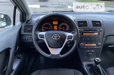 Седан Toyota Avensis 2010 в Броварах