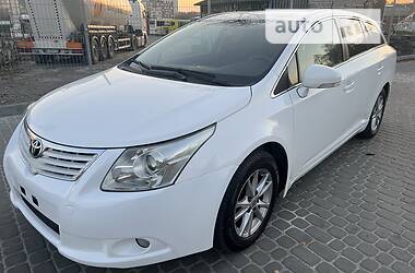 Універсал Toyota Avensis 2010 в Львові