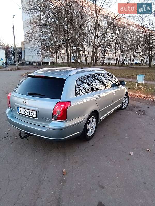 Универсал Toyota Avensis 2008 в Первомайске