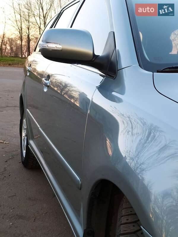 Универсал Toyota Avensis 2008 в Первомайске