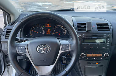 Универсал Toyota Avensis 2008 в Житомире