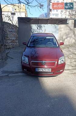 Седан Toyota Avensis 2004 в Одесі