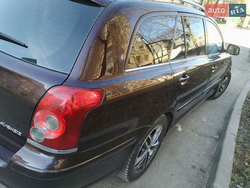 Универсал Toyota Avensis 2007 в Тернополе