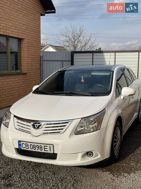 Универсал Toyota Avensis 2010 в Нежине