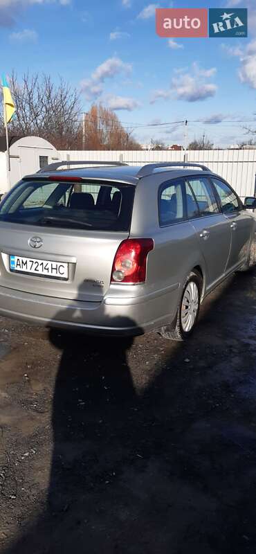 Универсал Toyota Avensis 2006 в Звягеле