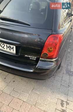 Универсал Toyota Avensis 2005 в 
