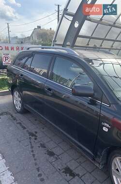 Универсал Toyota Avensis 2005 в 