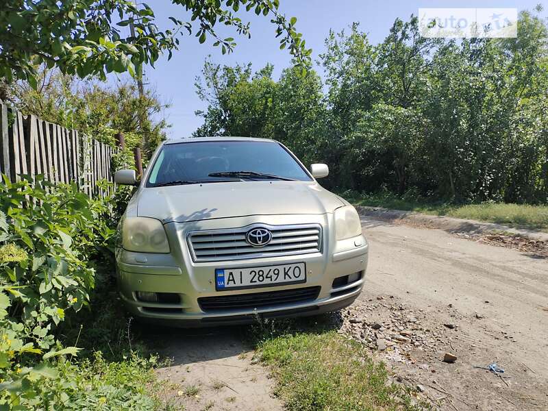 Седан Toyota Avensis 2006 в Белой Церкви