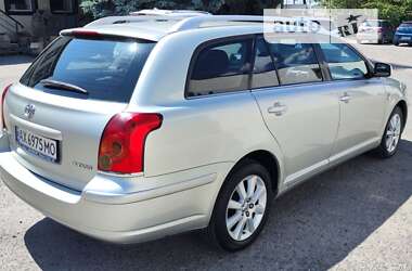 Универсал Toyota Avensis 2004 в 
