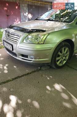 Универсал Toyota Avensis 2003 в Чорткове