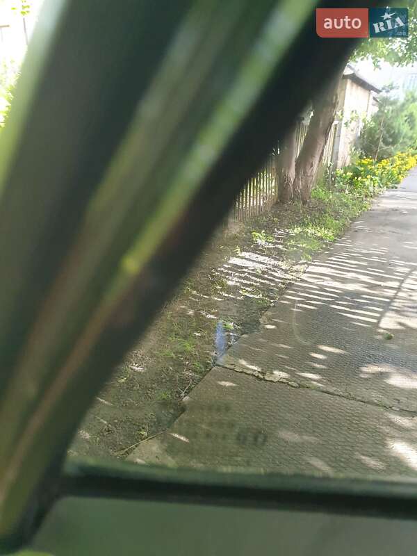 Універсал Toyota Avensis 2003 в Чорткові