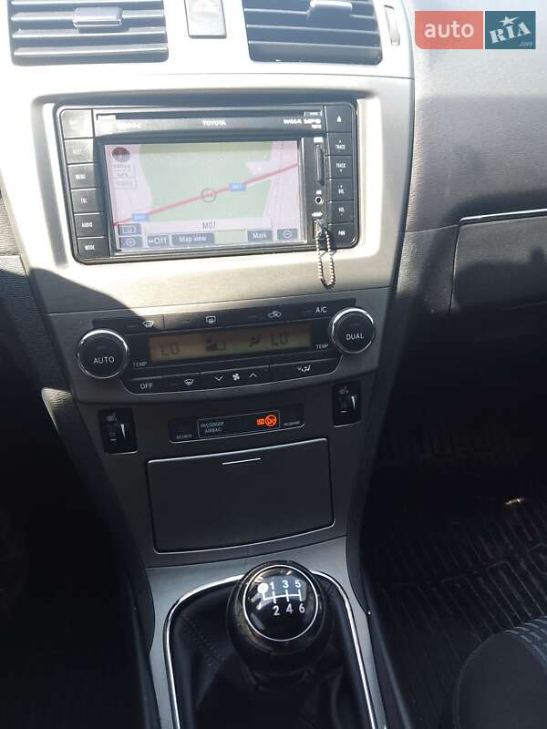 Универсал Toyota Avensis 2011 в Надворной фото 19 Универсал Toyota Avensis 2011 в Надворной