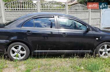 Седан Toyota Avensis 2003 в Запоріжжі