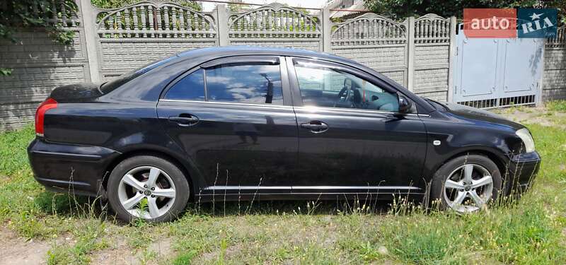 Седан Toyota Avensis 2003 в Запоріжжі
