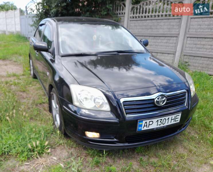 Седан Toyota Avensis 2003 в Запоріжжі