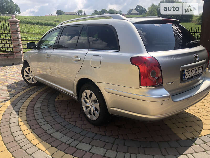 Универсал Toyota Avensis 2007 в Сторожинце