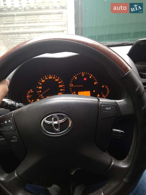 Универсал Toyota Avensis 2008 в Киеве