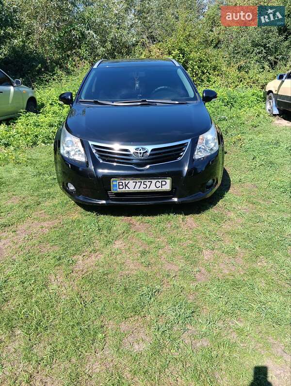 Универсал Toyota Avensis 2011 в Надворной фото 6 Универсал Toyota Avensis 2011 в Надворной