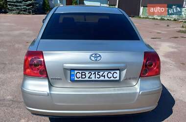 Седан Toyota Avensis 2003 в Чернигове