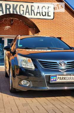 Универсал Toyota Avensis 2010 в Кривом Роге