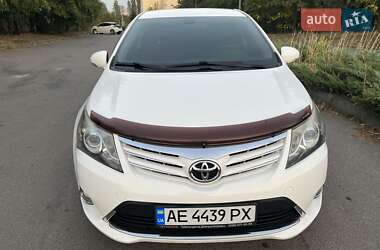 Седан Toyota Avensis 2012 в Днепре