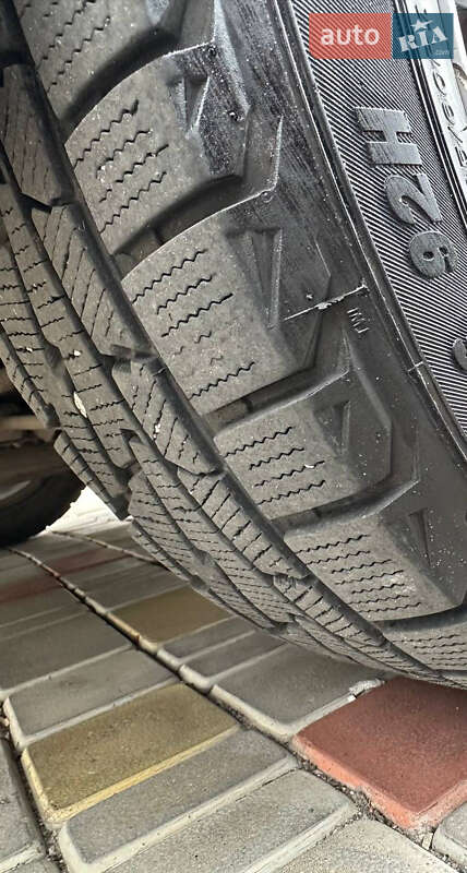 Седан Toyota Avensis 2003 в Одесі