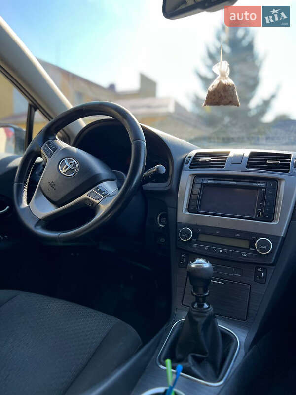 Универсал Toyota Avensis 2009 в Луцке