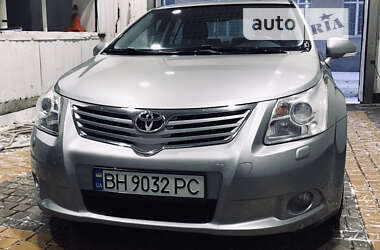 Седан Toyota Avensis 2010 в Одессе