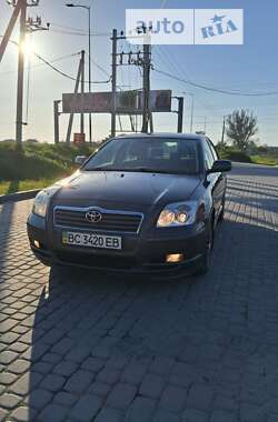 Седан Toyota Avensis 2006 в Львове