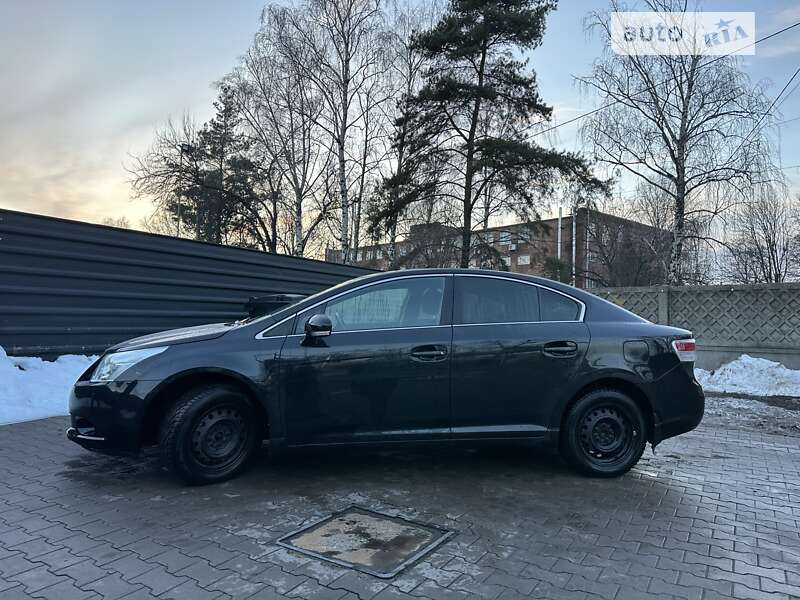 Седан Toyota Avensis 2010 в Киеве фото 4 Седан Toyota Avensis 2010 в Киеве