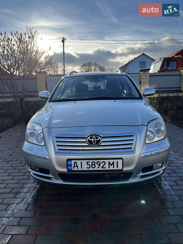 Универсал Toyota Avensis 2004 в Киеве