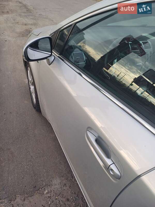 Универсал Toyota Avensis 2012 в Полтаве