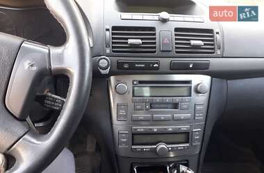 Універсал Toyota Avensis 2005 в 