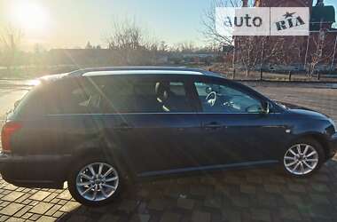 Универсал Toyota Avensis 2006 в Гайсине