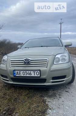 Седан Toyota Avensis 2003 в Павлограде