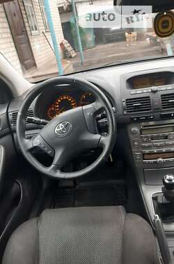 Універсал Toyota Avensis 2005 в П'ятихатках