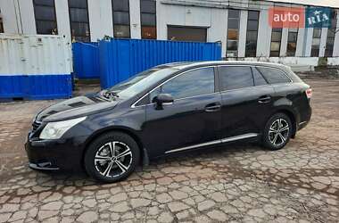 Универсал Toyota Avensis 2011 в Полтаве