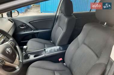 Универсал Toyota Avensis 2011 в Полтаве