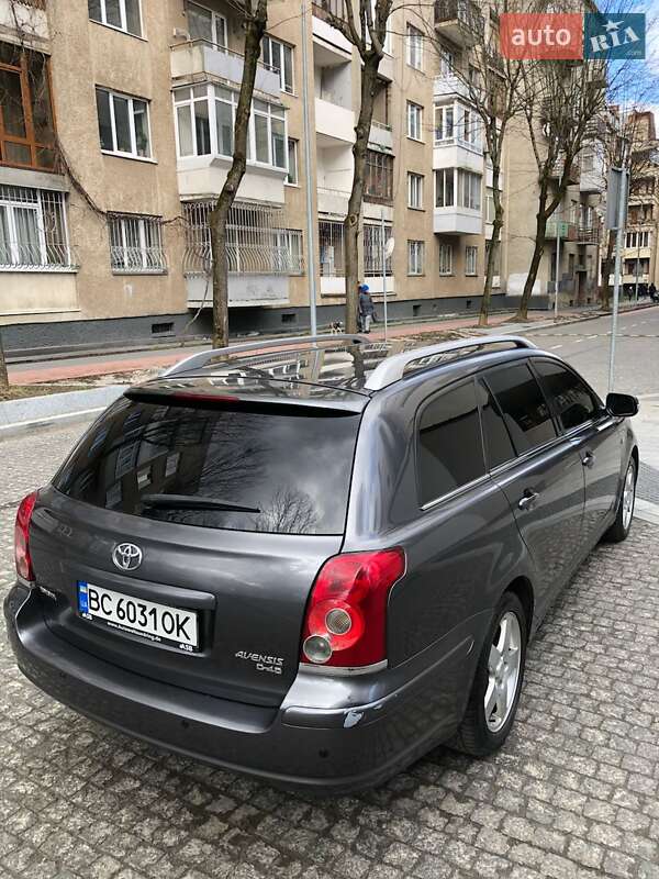 Універсал Toyota Avensis 2006 в Львові