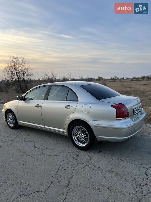 Седан Toyota Avensis 2003 в Болграде фото 5 Седан Toyota Avensis 2003 в Болграде