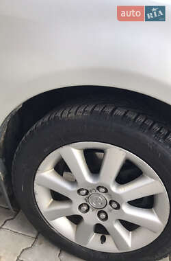 Универсал Toyota Avensis 2007 в 