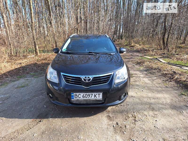 Универсал Toyota Avensis 2009 в Львове