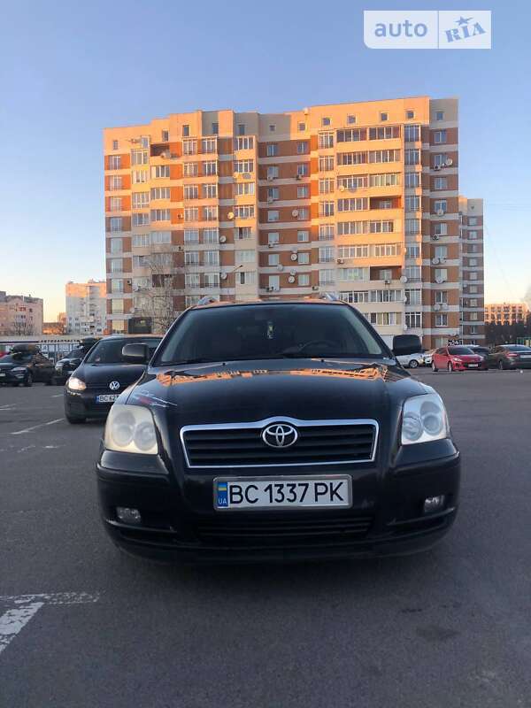 Универсал Toyota Avensis 2004 в Львове фото 2 Универсал Toyota Avensis 2004 в Львове