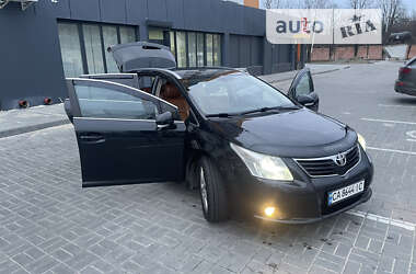 Універсал Toyota Avensis 2010 в Черкасах