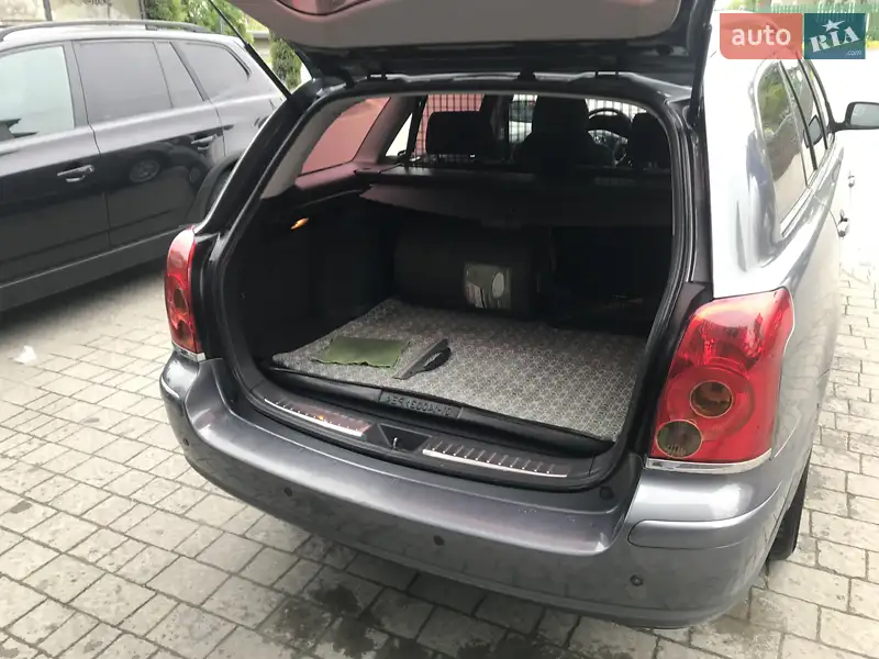 Toyota Avensis 2004 VIN SB1EJ56L00E047845 фото оголошення 11 з 56