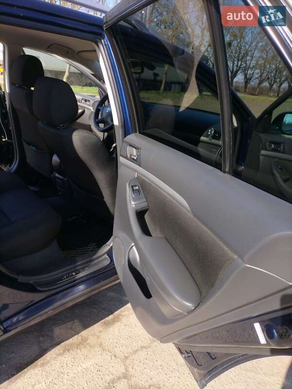 Універсал Toyota Avensis 2008 в Володимирі фото 7 Універсал Toyota Avensis 2008 в Володимирі