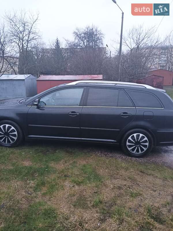 Универсал Toyota Avensis 2007 в Бучаче