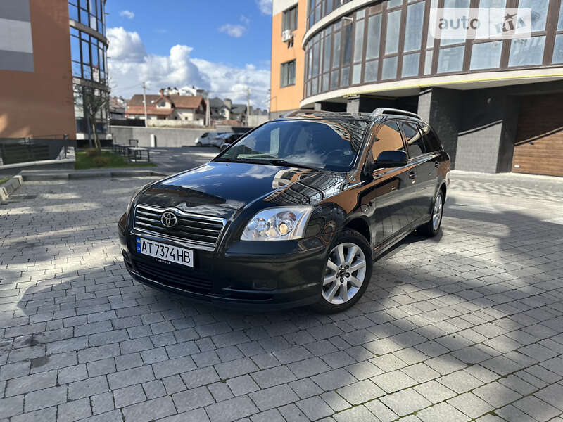 Универсал Toyota Avensis 2006 в Ивано-Франковске