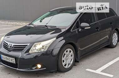 Універсал Toyota Avensis 2009 в Києві